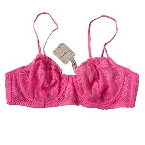 Free People Intimately NWT Reya Lace Bra in Pink Rose Size 36B